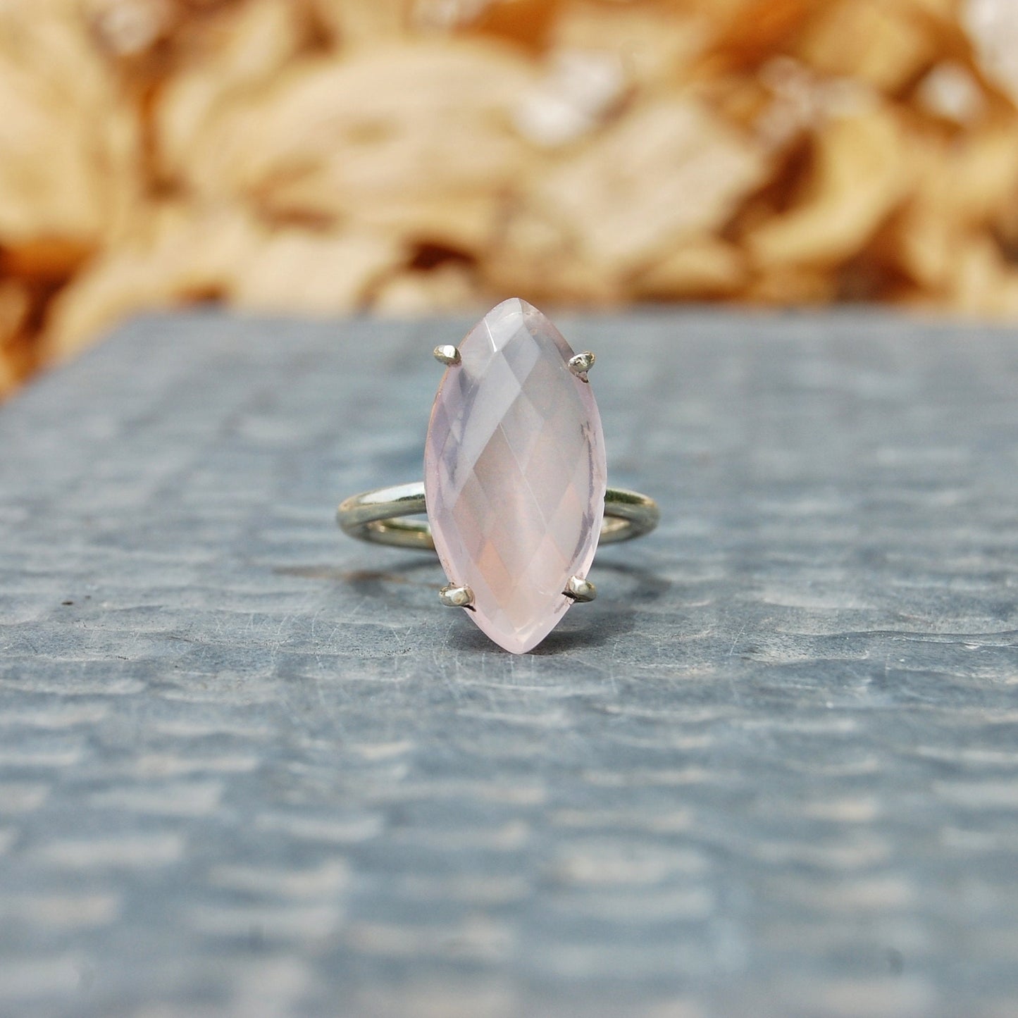 Elegant Rose Quartz Ring