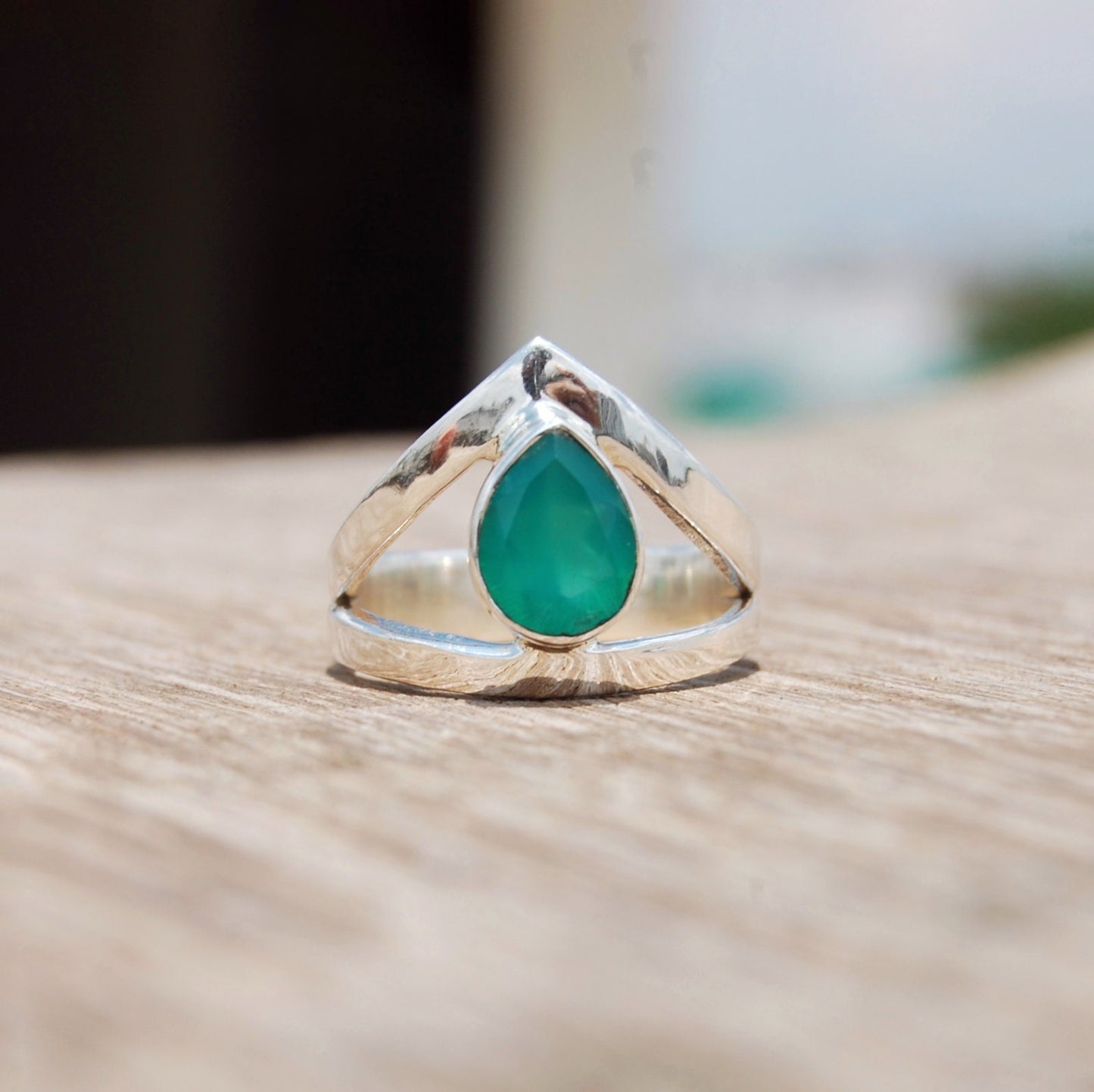 Green Onyx Crown Ring