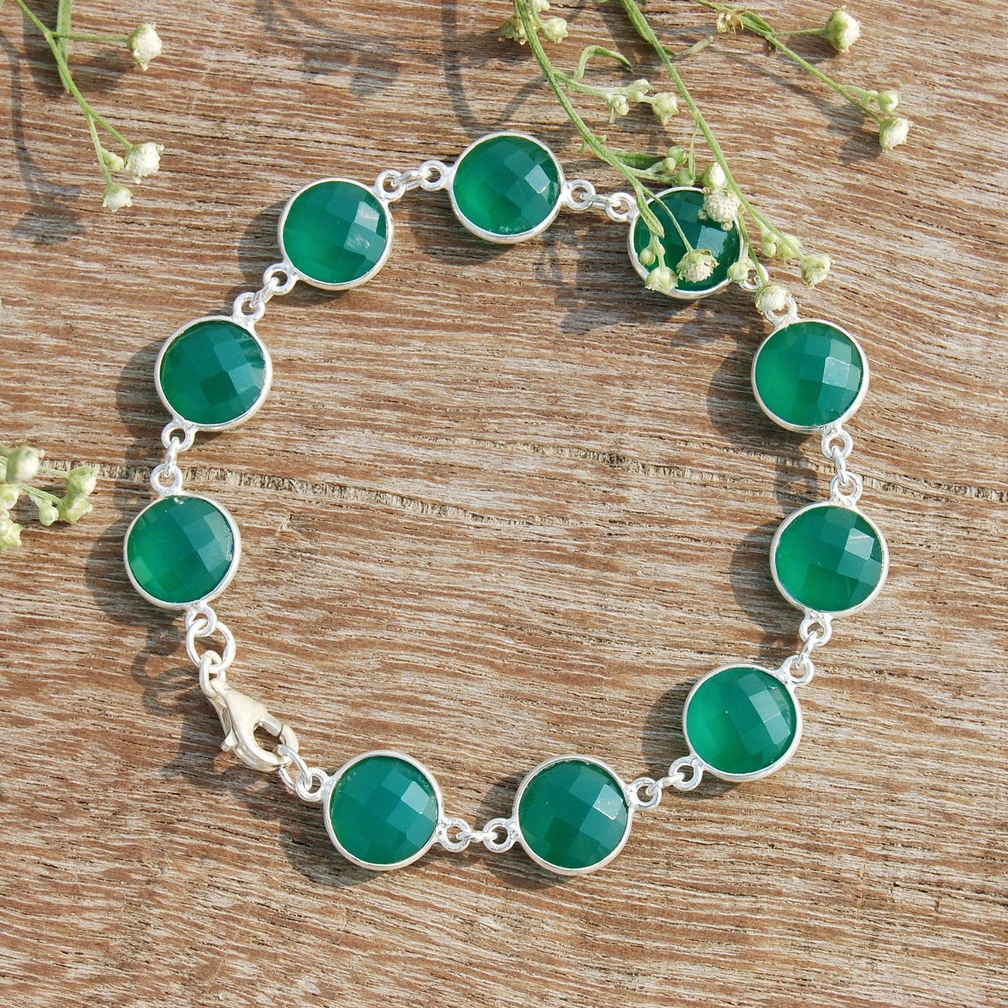 Green Onyx Round Checker Cut Bracelet