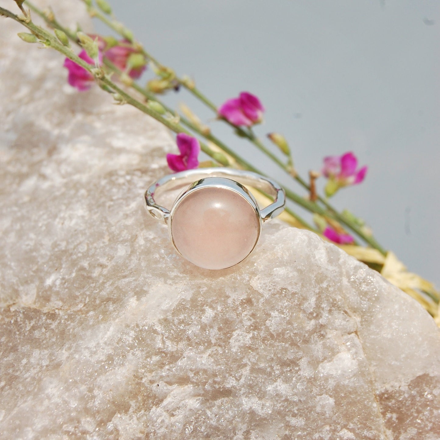 Rose Quartz Round Hammered Band Ring