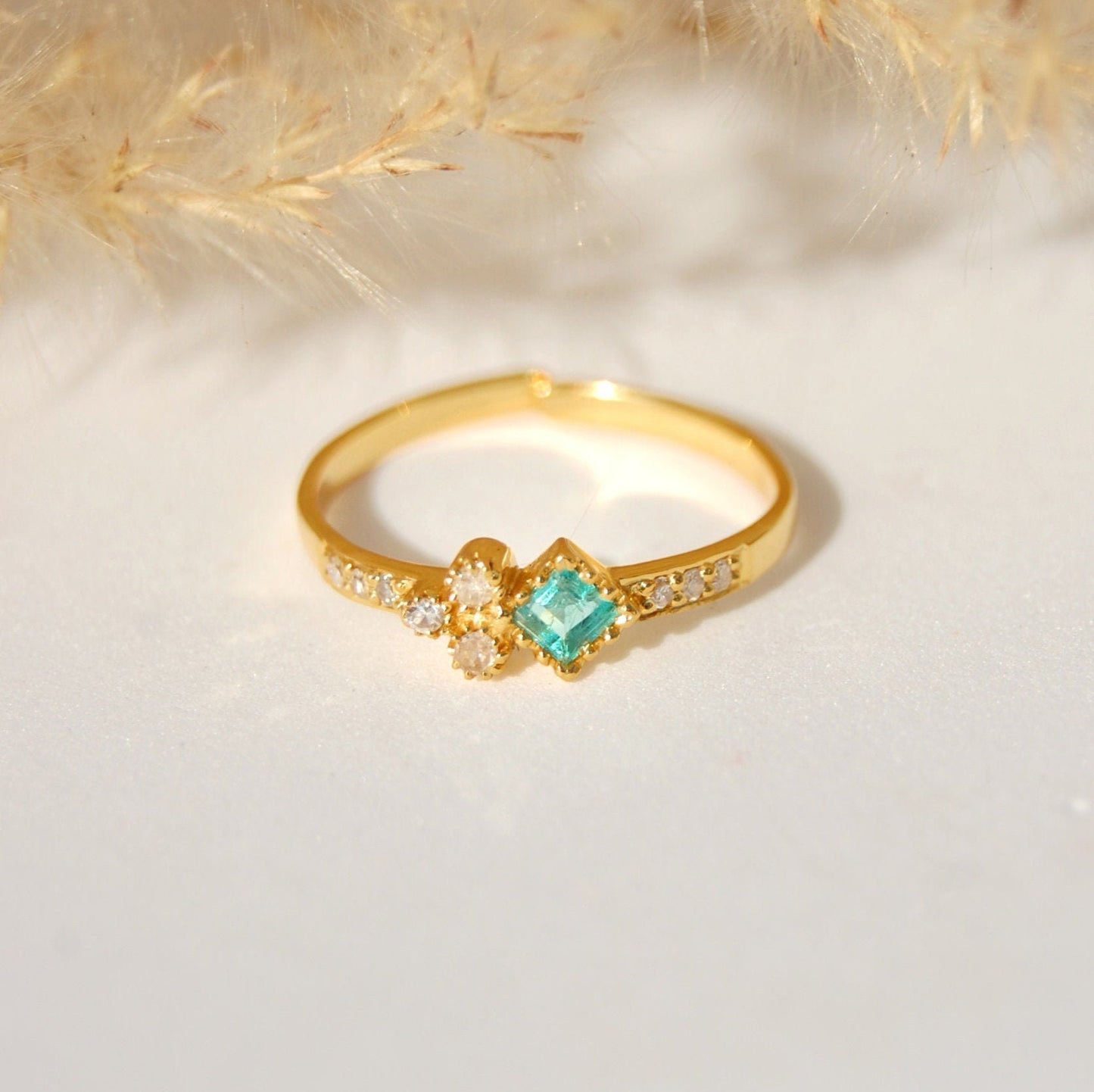 Diamond -Emerald 18k Gold Dainty Ring
