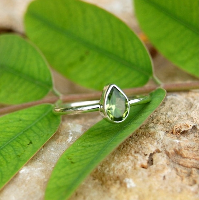 Peridot Dainty Ring