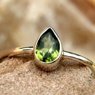 Peridot Dainty Ring