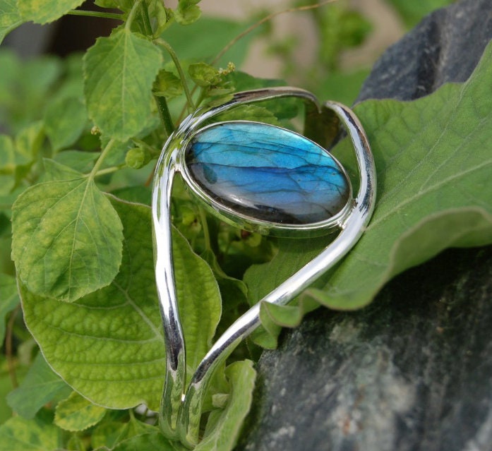 Beautiful Labradorite Bangle Bracelet