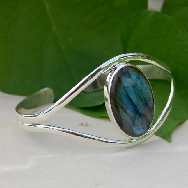 Beautiful Labradorite Bangle Bracelet