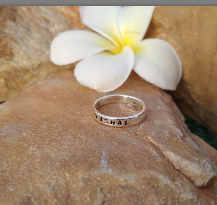 Name Ring