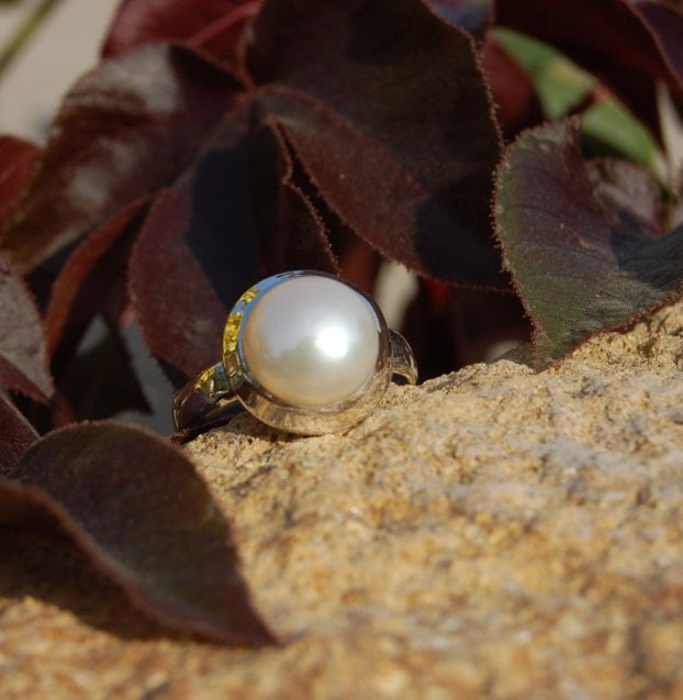 Fresh Water White Pearl Ring