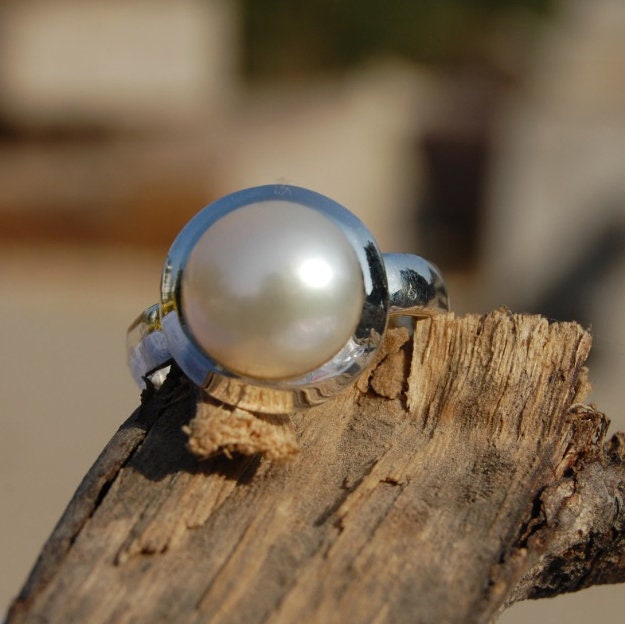 Fresh Water White Pearl Ring