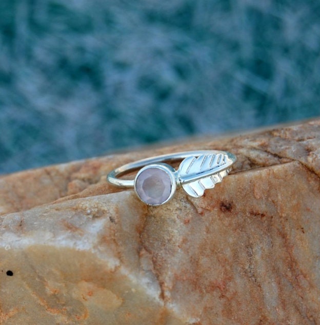 Rose Quartz Leaf Ring