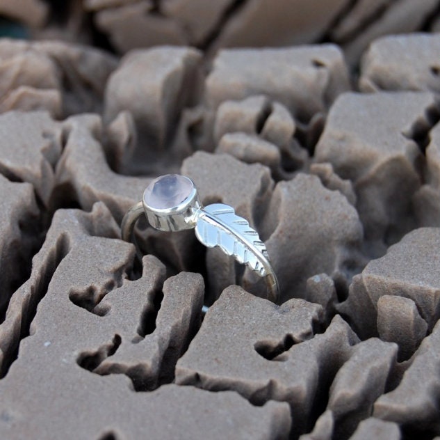 Rose Quartz Leaf Ring