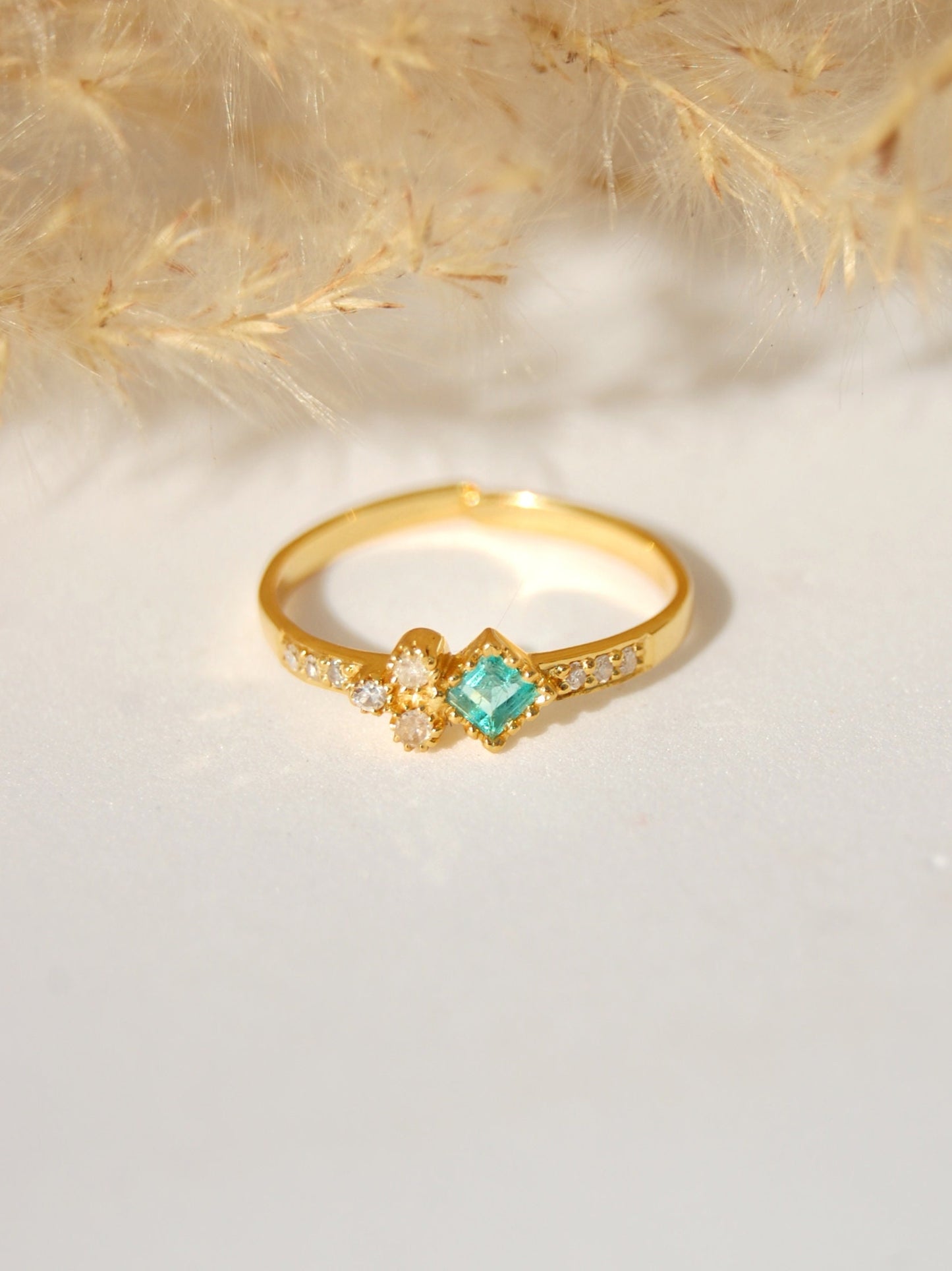 Diamond -Emerald 18k Gold Dainty Ring