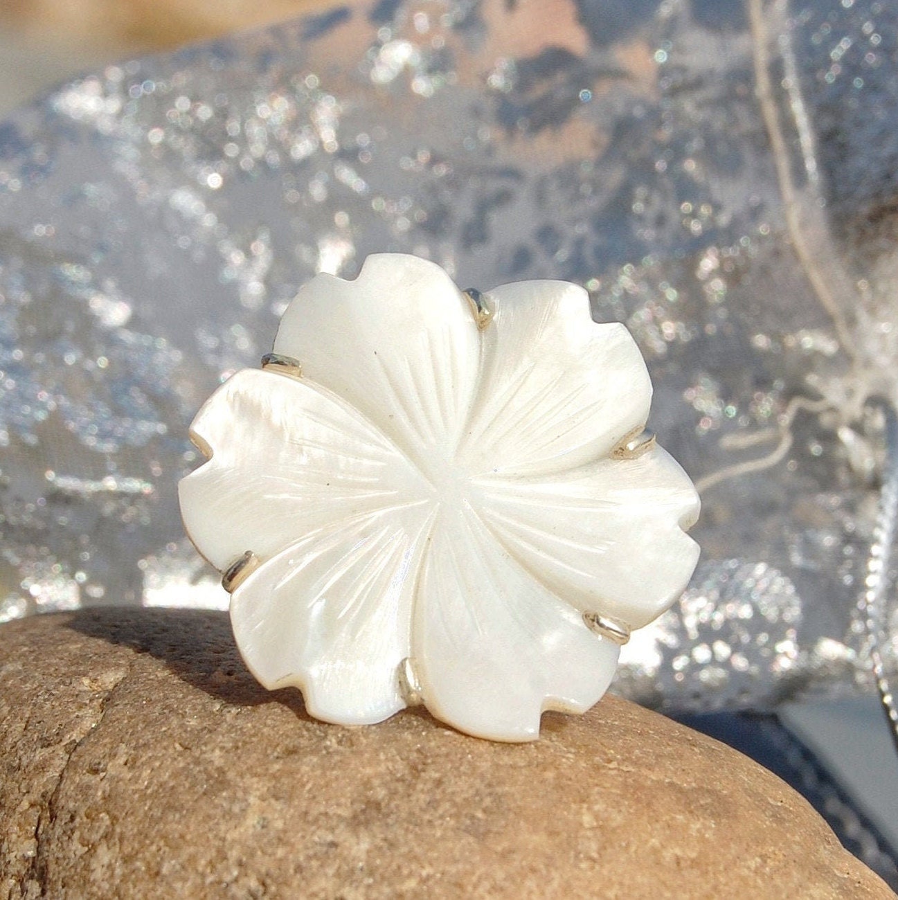 Mother of Pearl Floral Ring