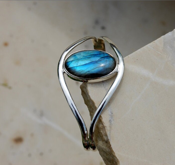 Beautiful Labradorite Bangle Bracelet