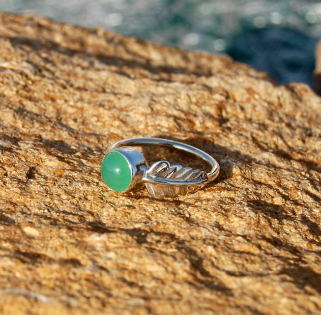 Green Chrysoprase Leaf Ring