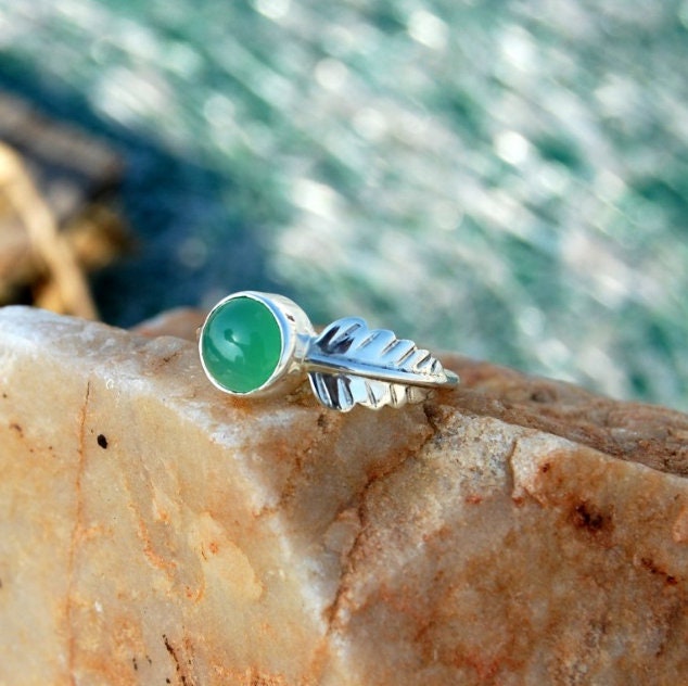 Green Chrysoprase Leaf Ring