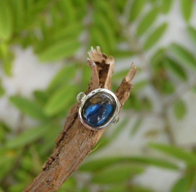Blue Labradorite Oval Ring
