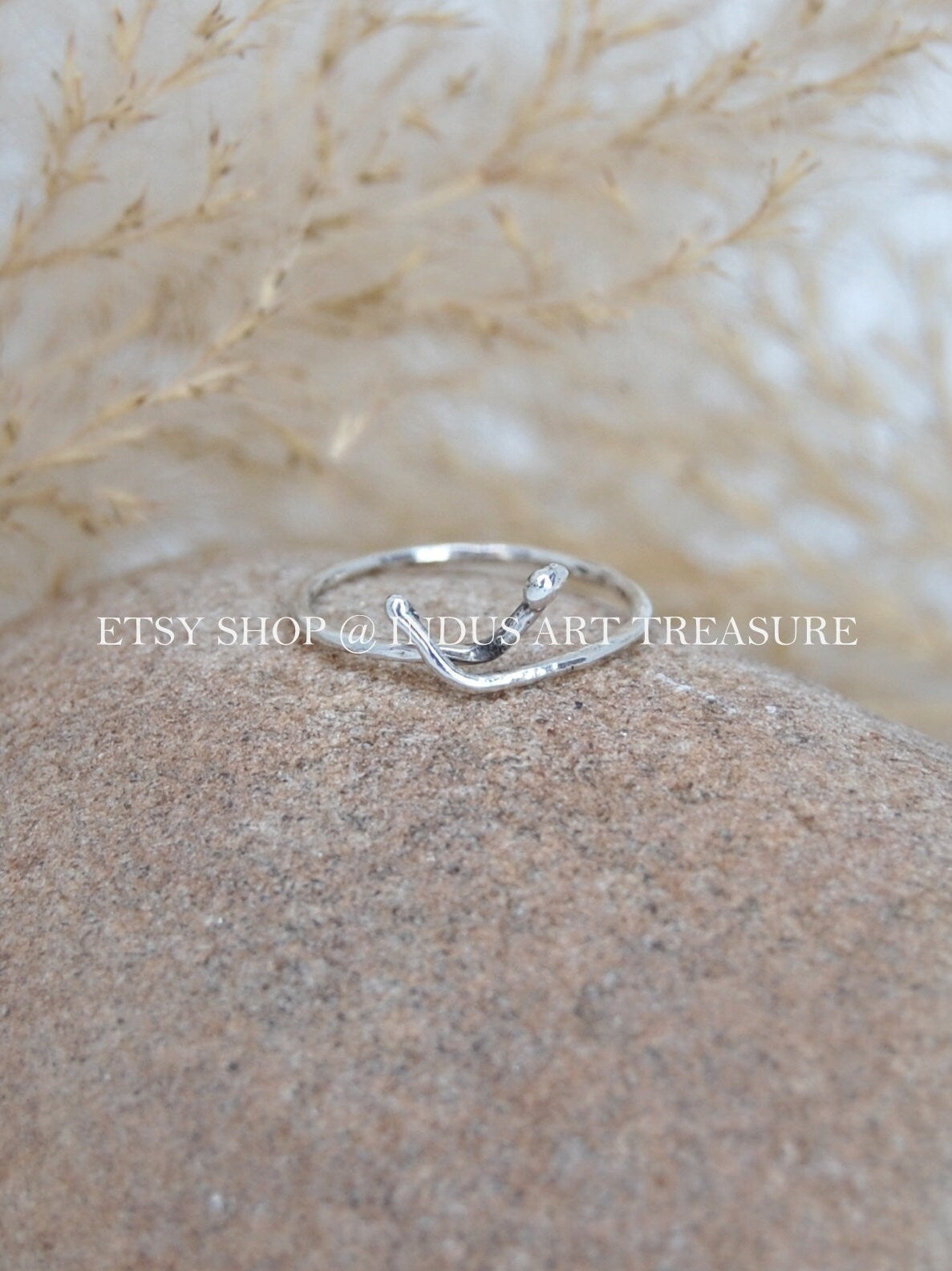 Dainty Snake Ring