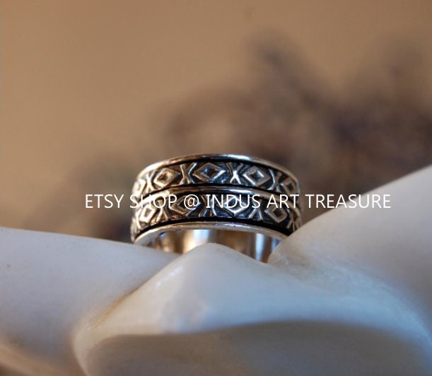 Spinner Ring