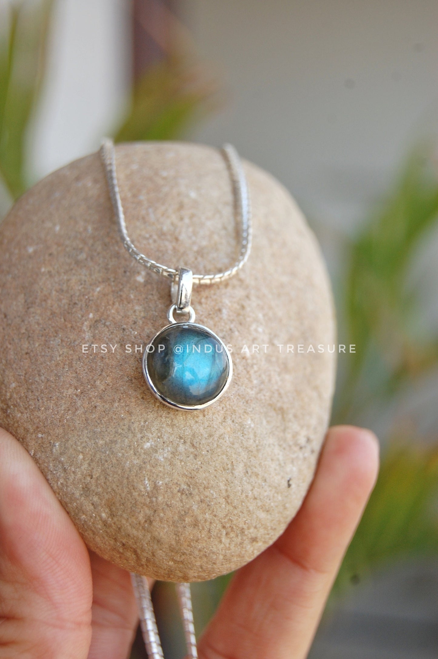 Blue Labradorite Pendant