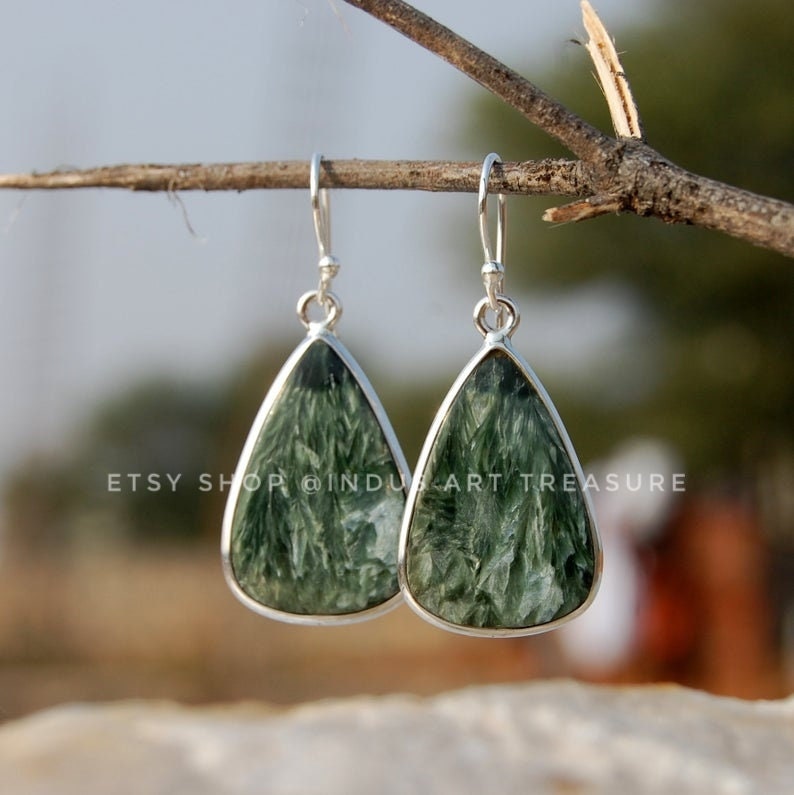 Pretty Seraphinite Drop Earrings