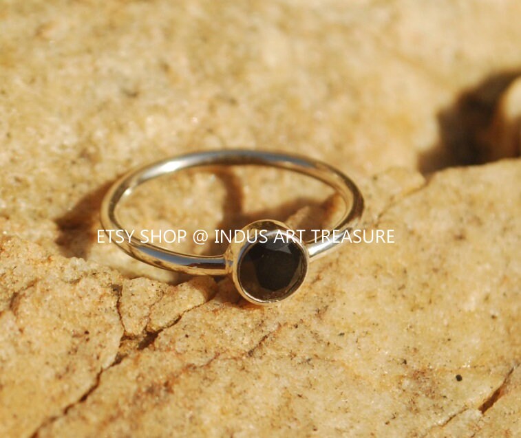 Black Onyx Dainty Ring