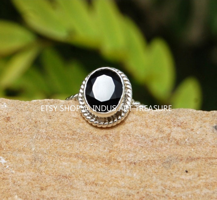Black Onyx Twisted Wire Band Ring