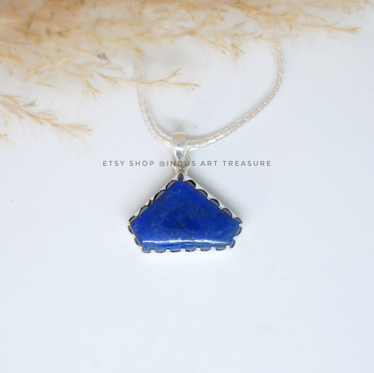 Lapis- Lazuli Statement Pendat