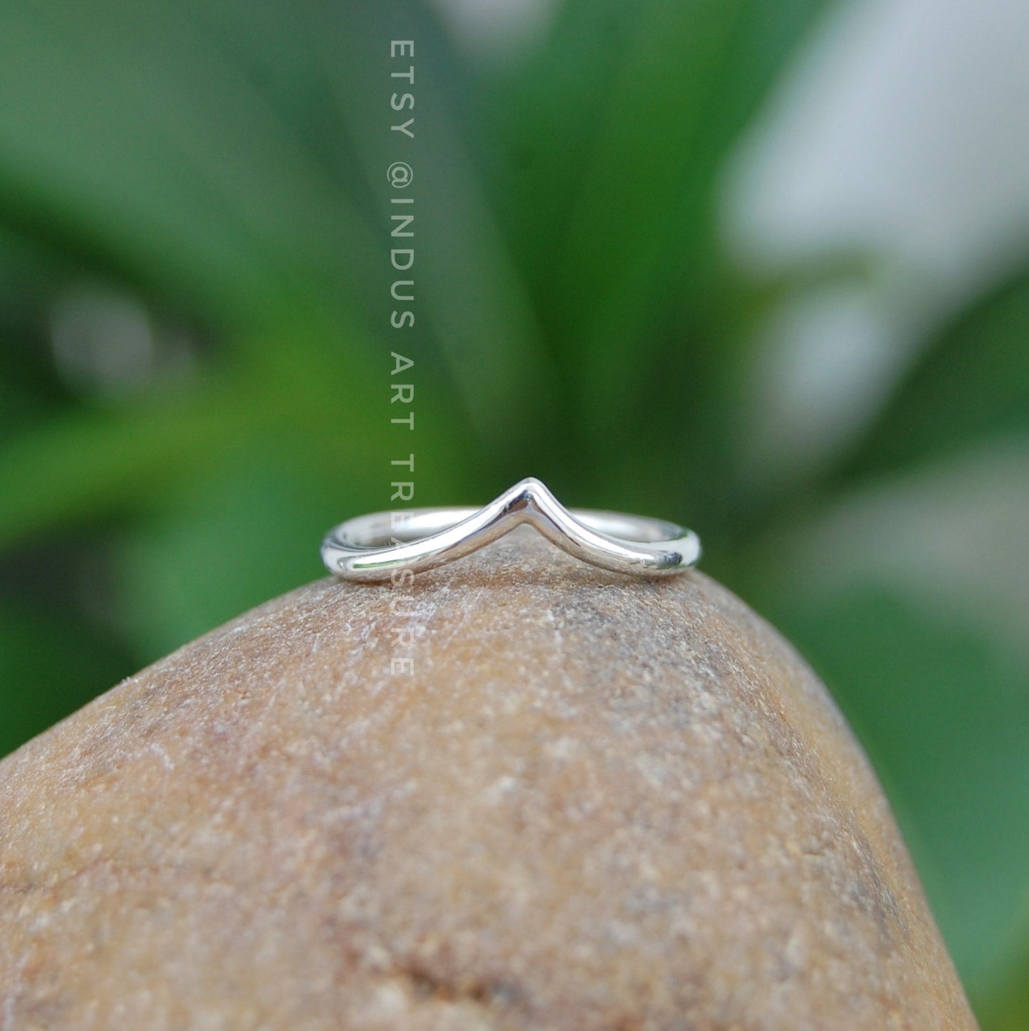 Chevron Ring