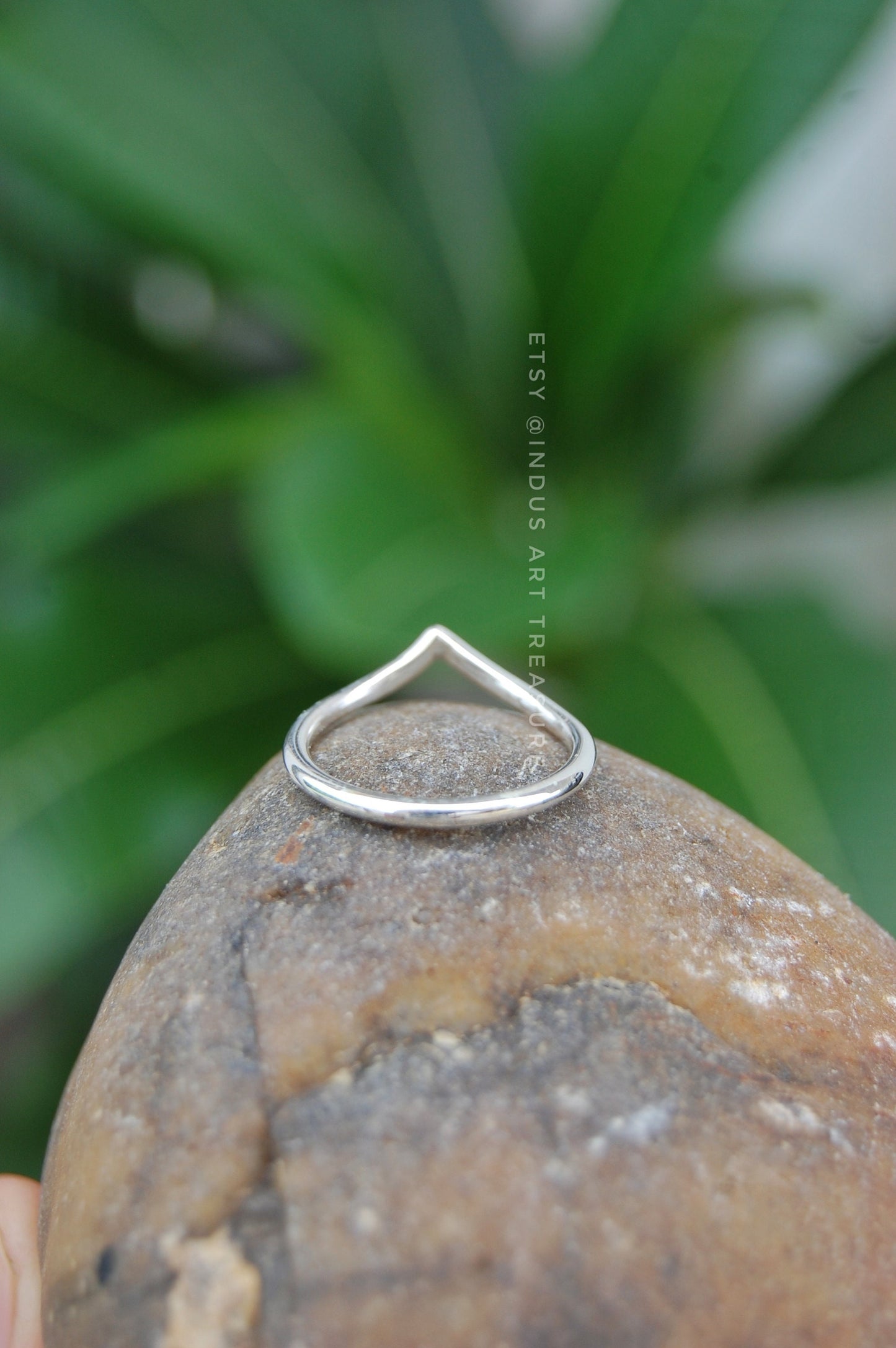 Chevron Ring