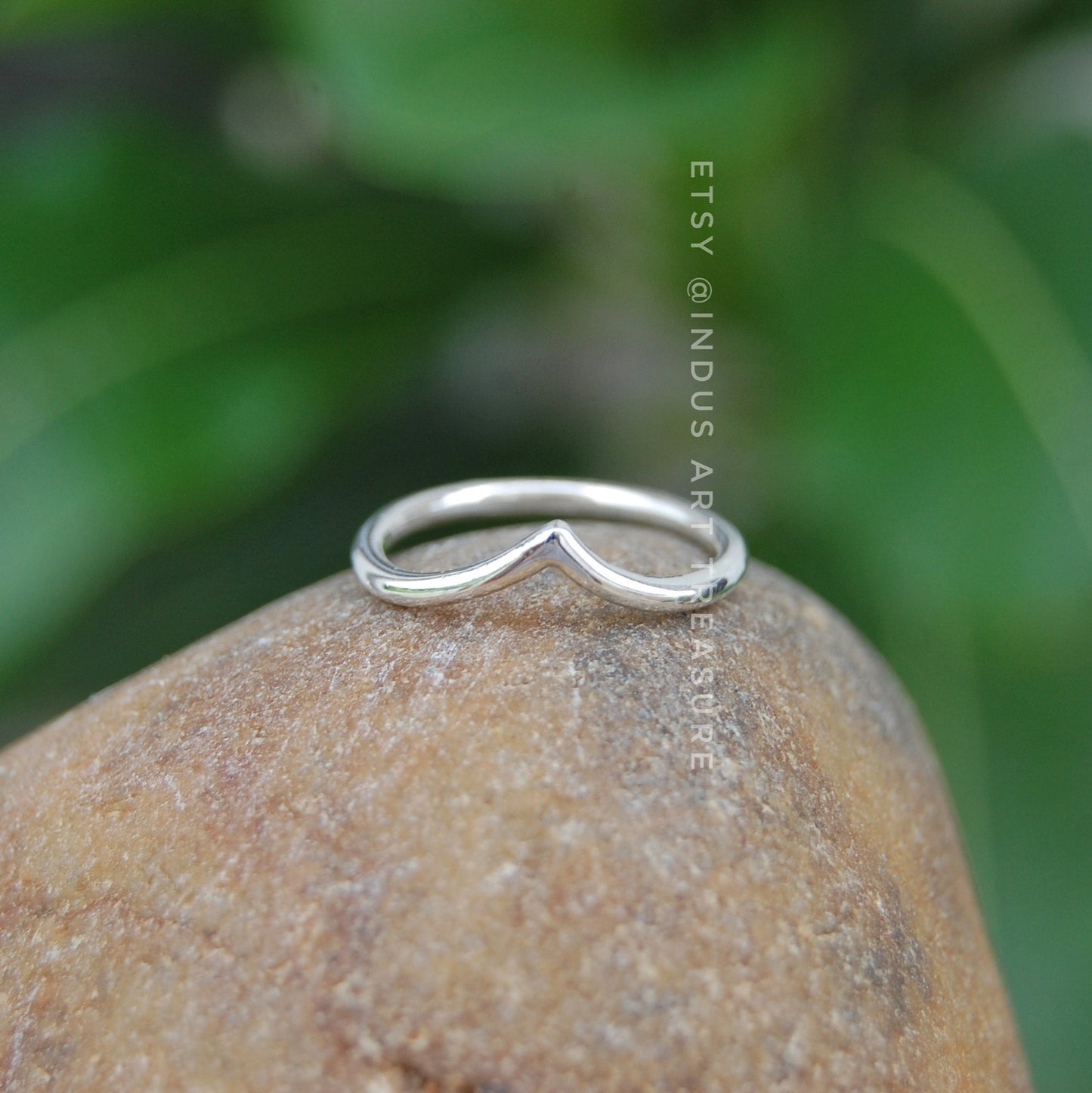 Chevron Ring