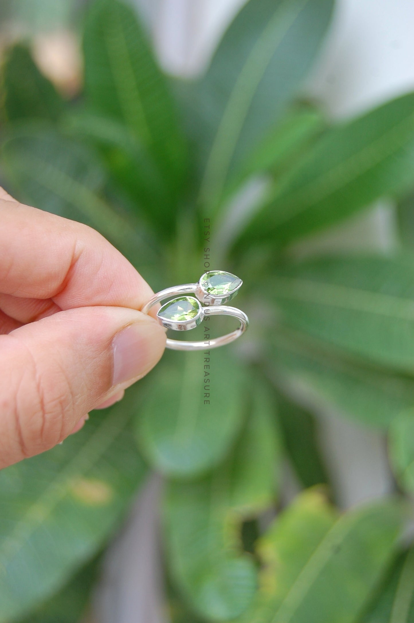 Peridot Leaf Ring
