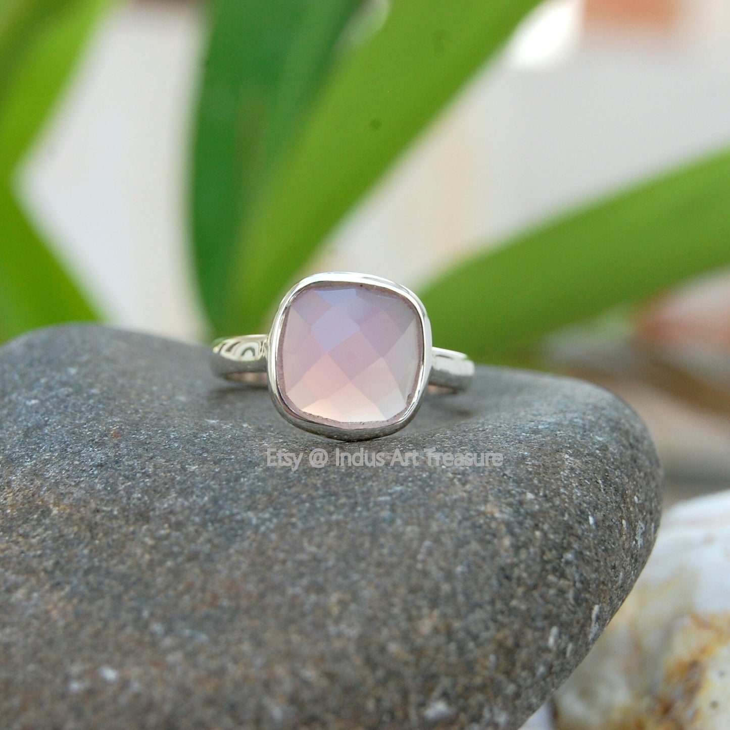 Rose Quartz Dainty Ring