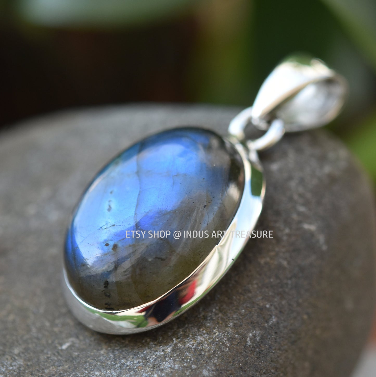 Blue Labradorite Pendant