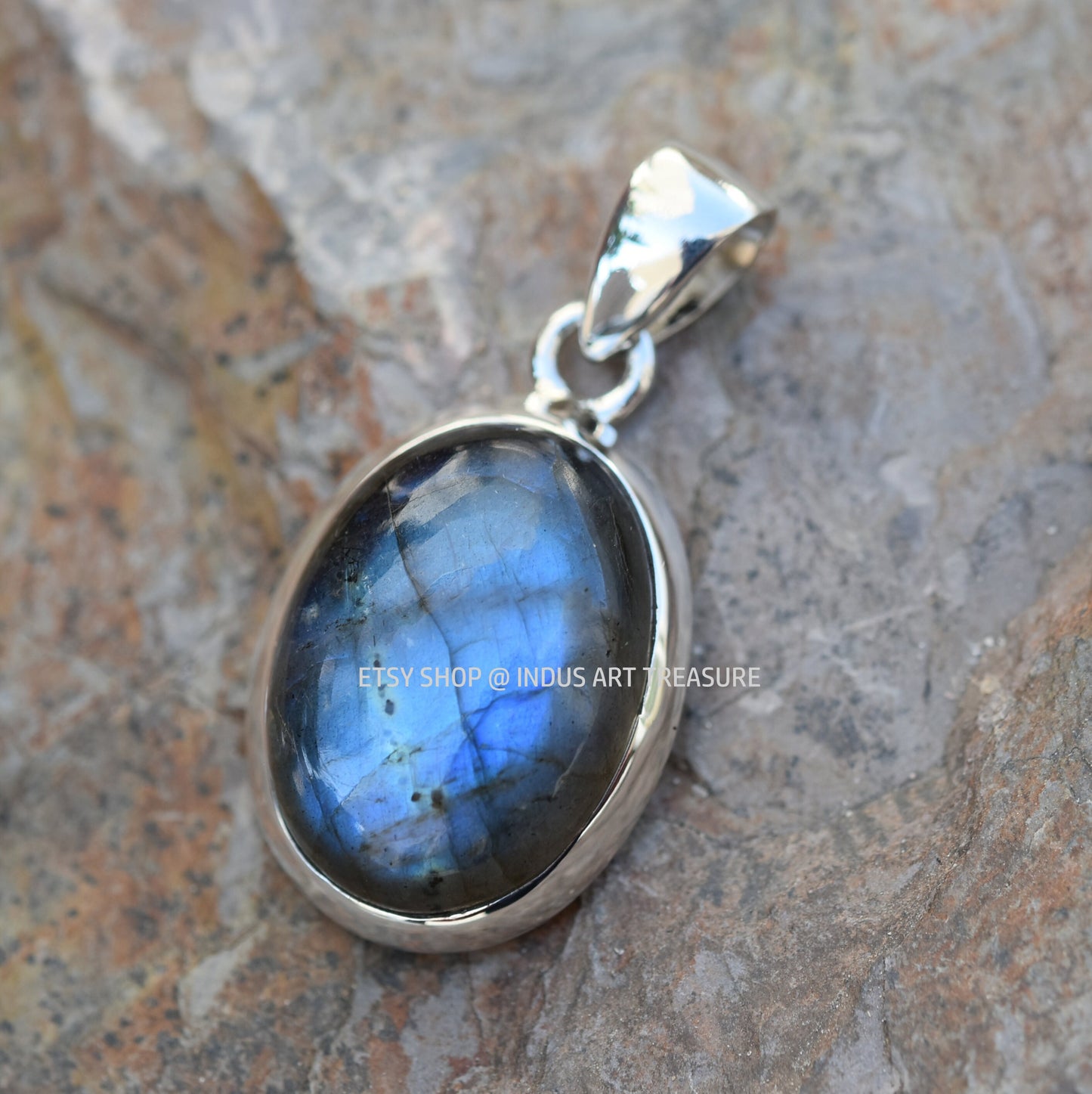 Blue Labradorite Pendant