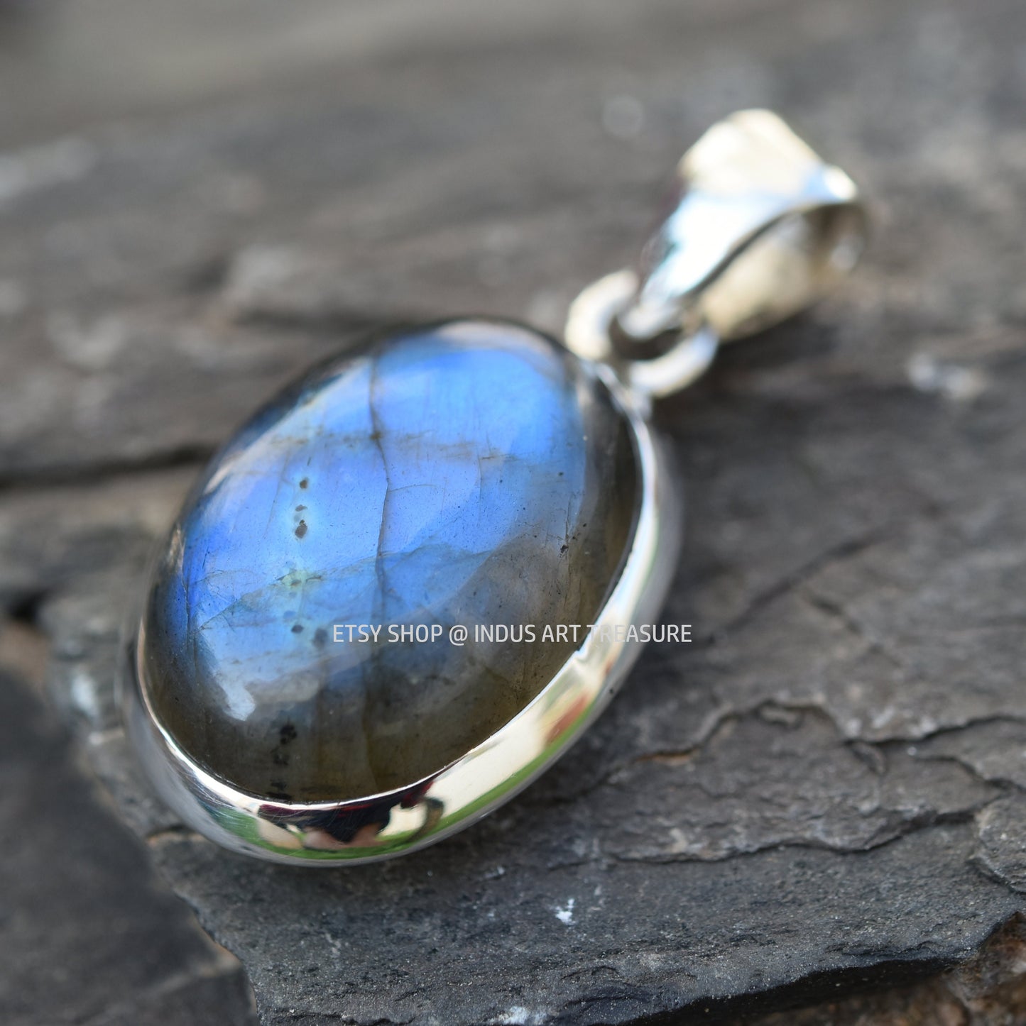 Blue Labradorite Pendant