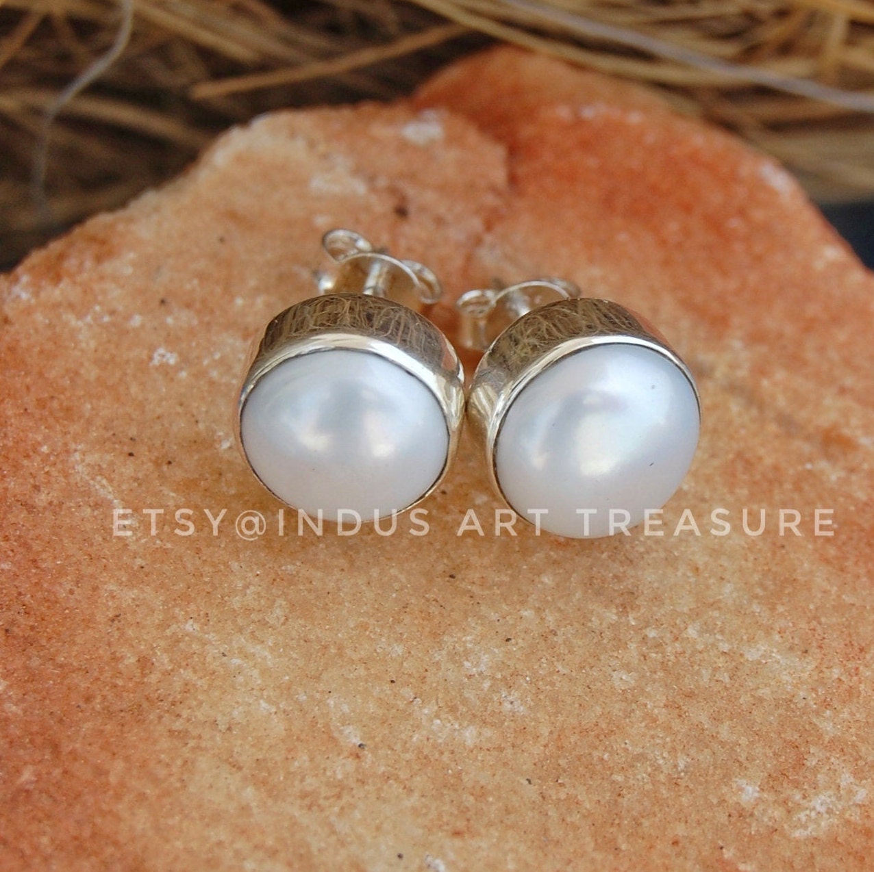 Fresh Water Pearl Stud Earrings