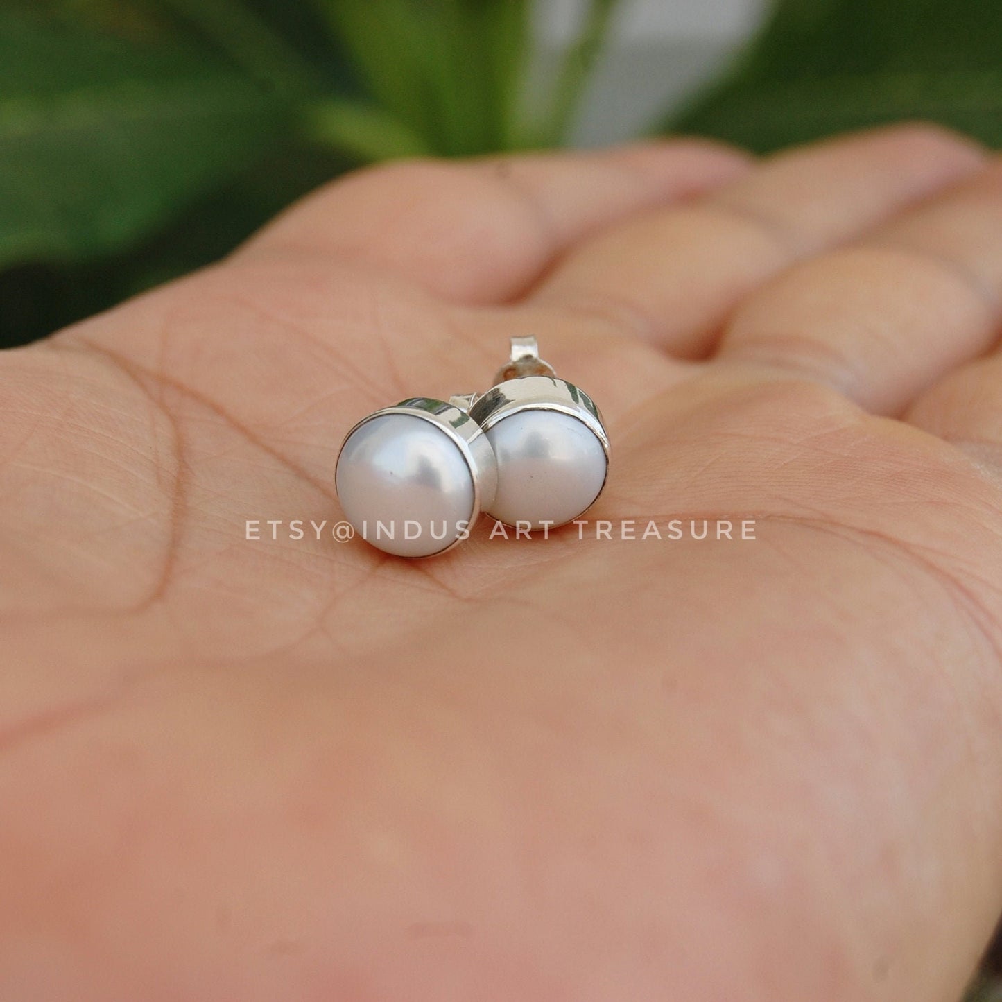 Fresh Water Pearl Stud Earrings