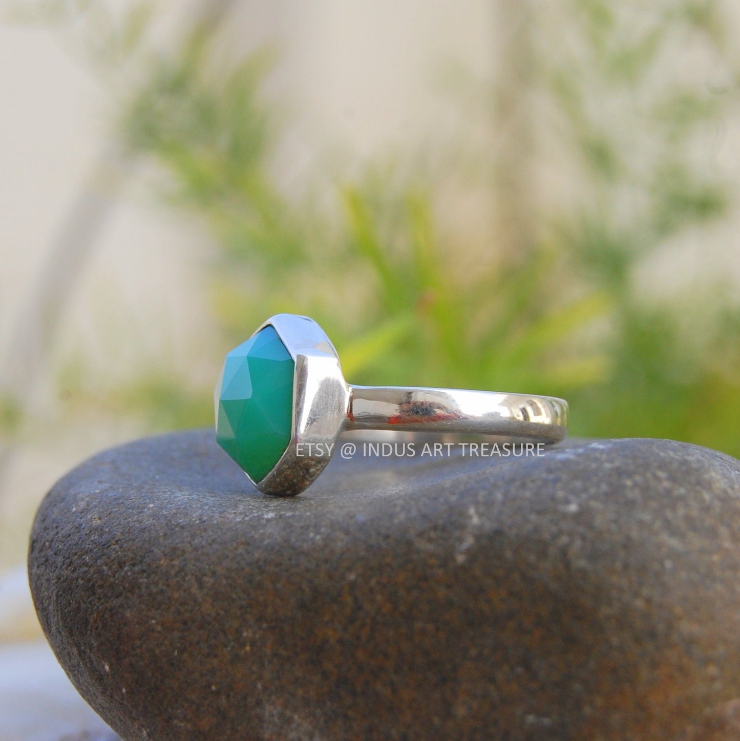 Chrysoprase Ring
