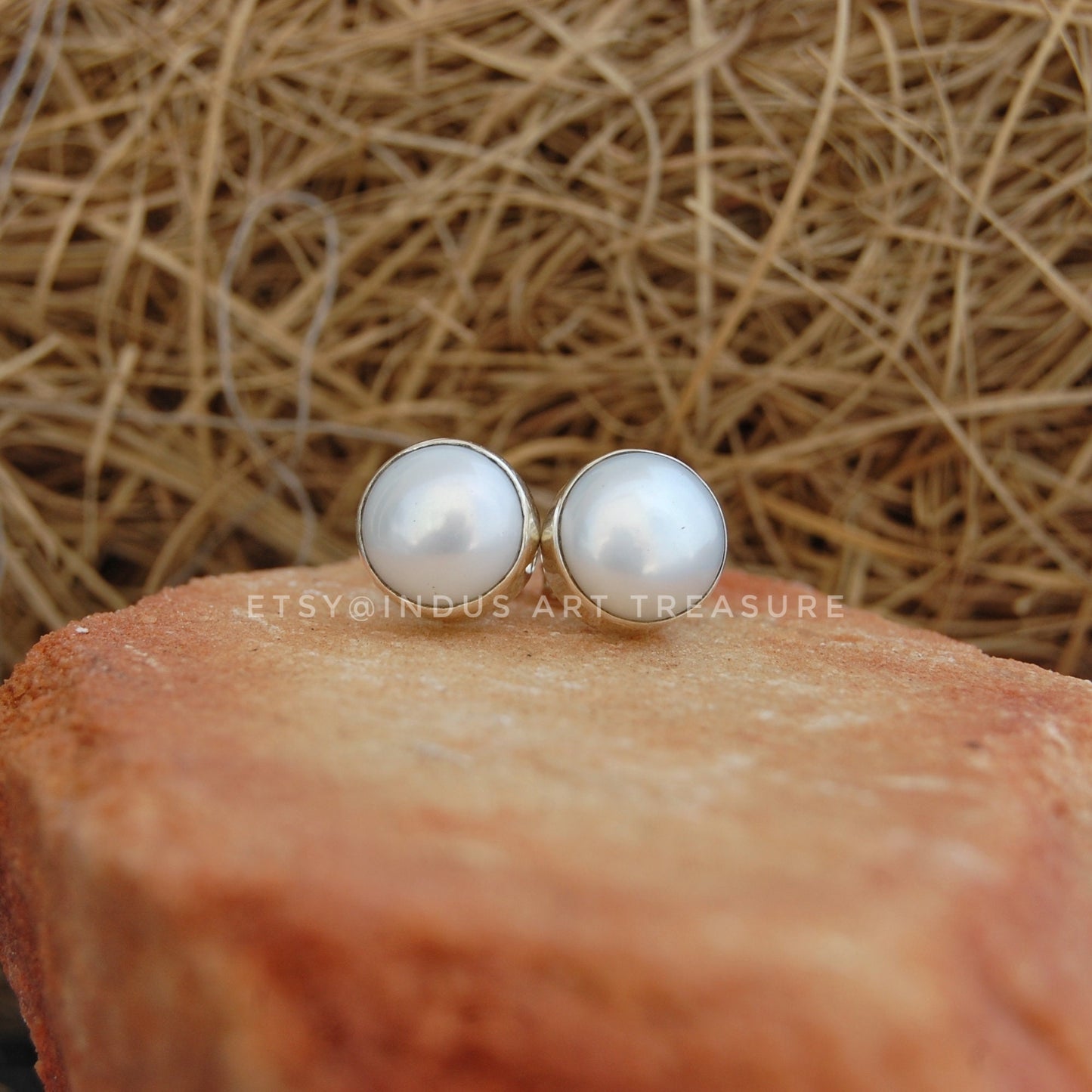 Fresh Water Pearl Stud Earrings