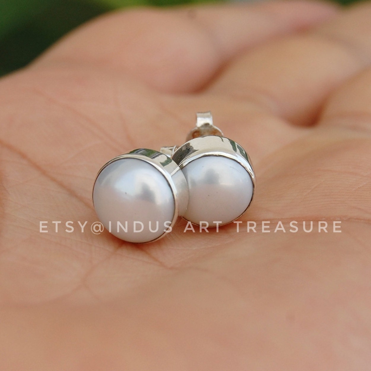 Fresh Water Pearl Stud Earrings