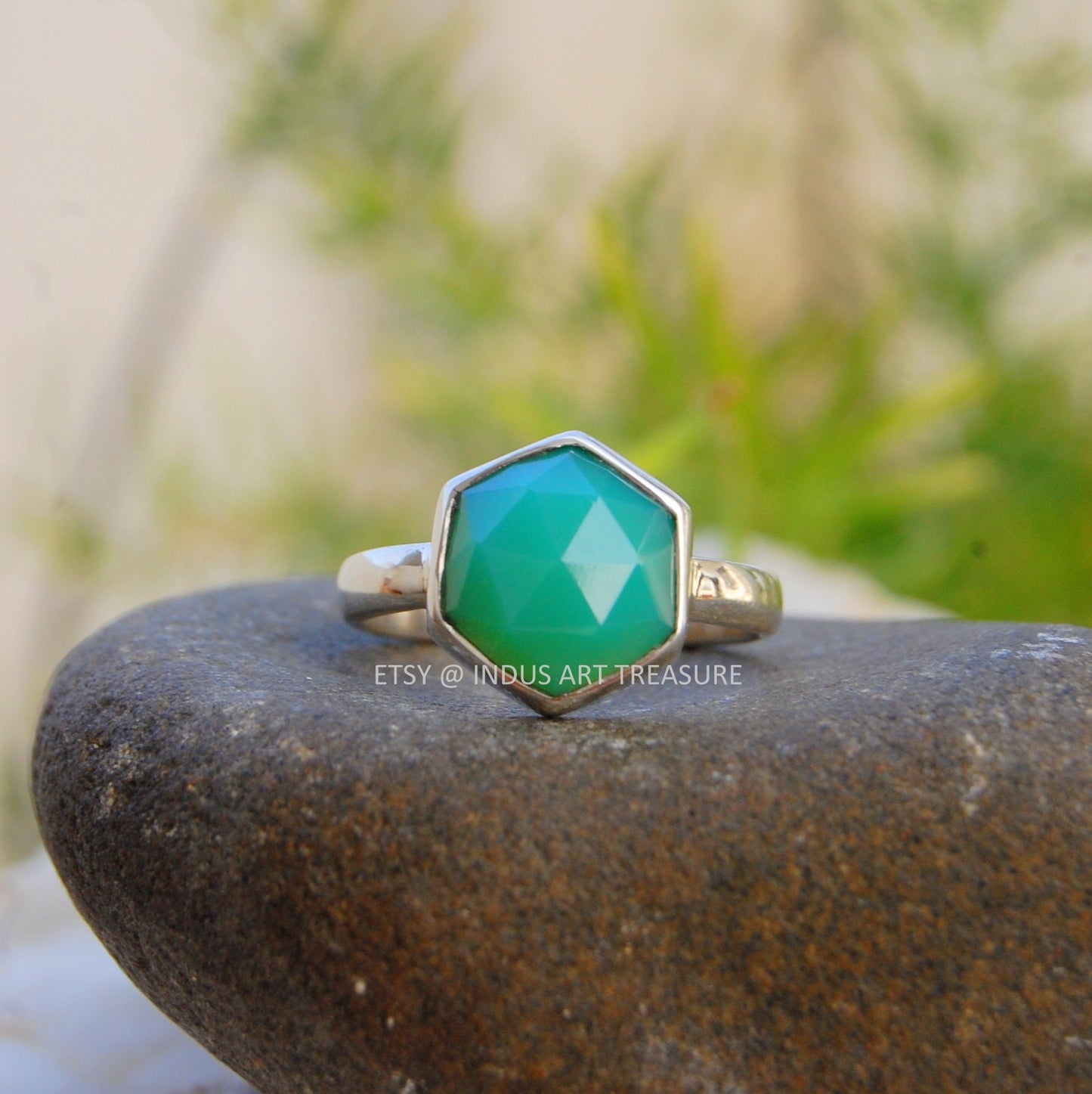 Chrysoprase Ring