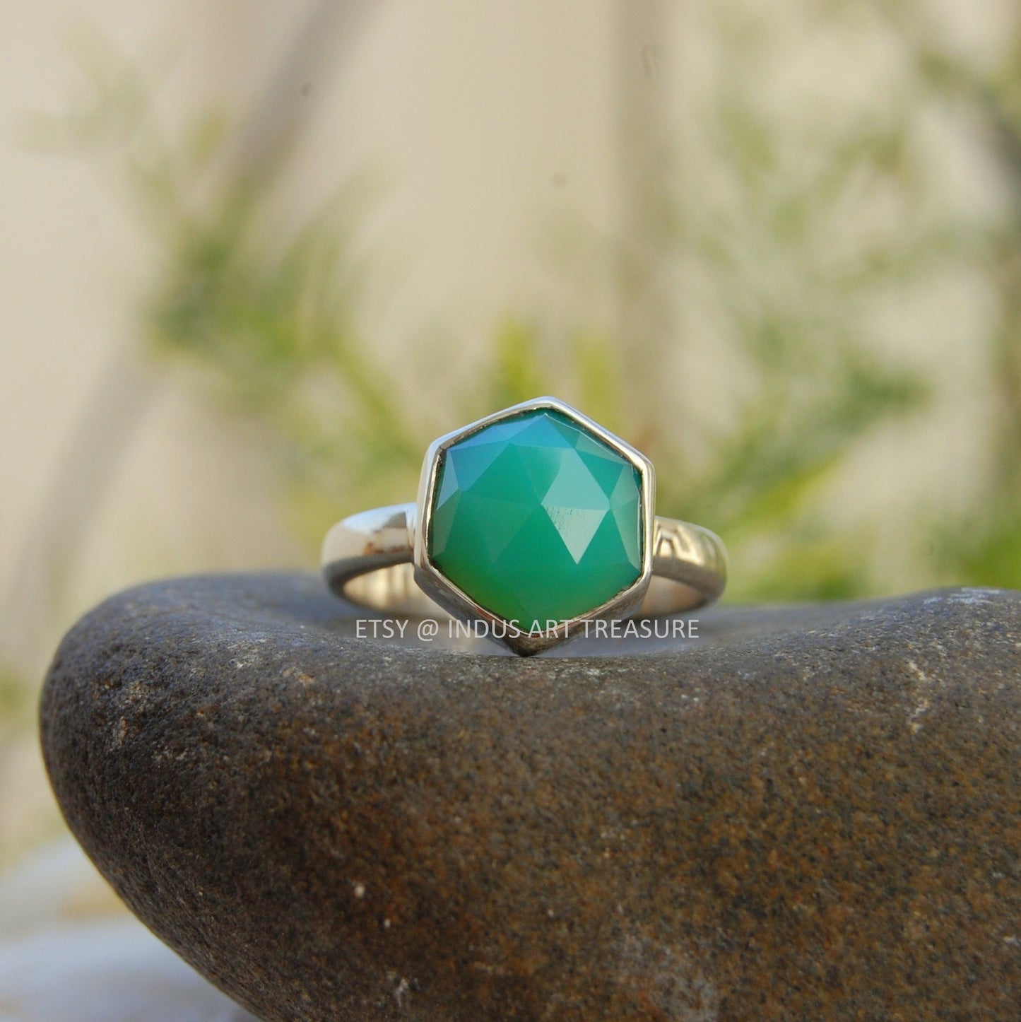 Chrysoprase Ring
