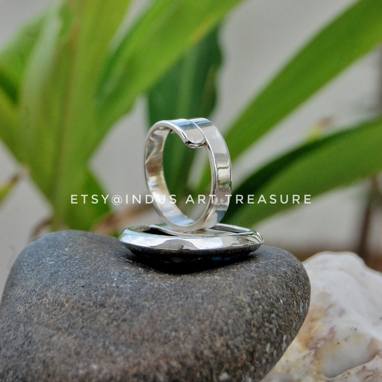 Oyster Copper Turquoise Statement Ring