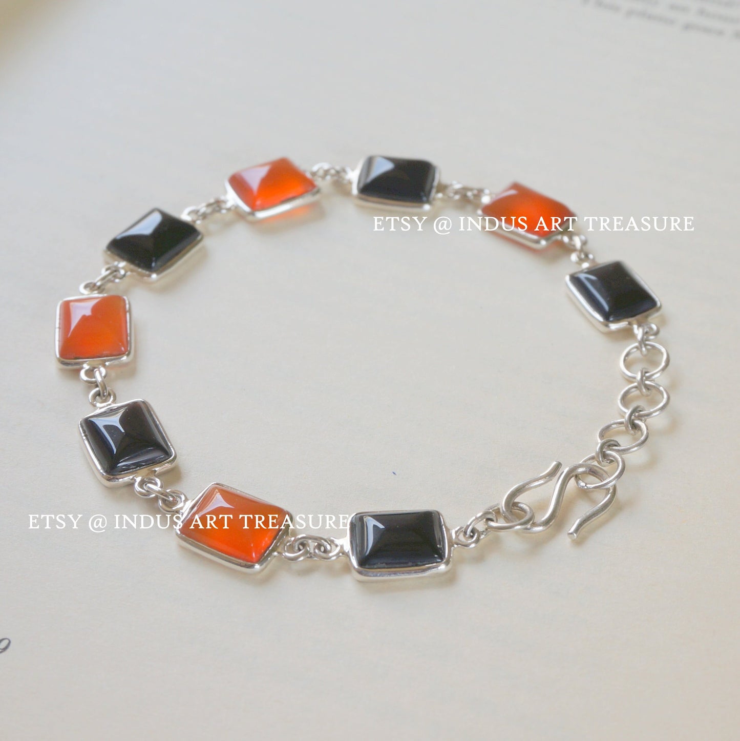 Carnelian & Black Onyx Bracelet