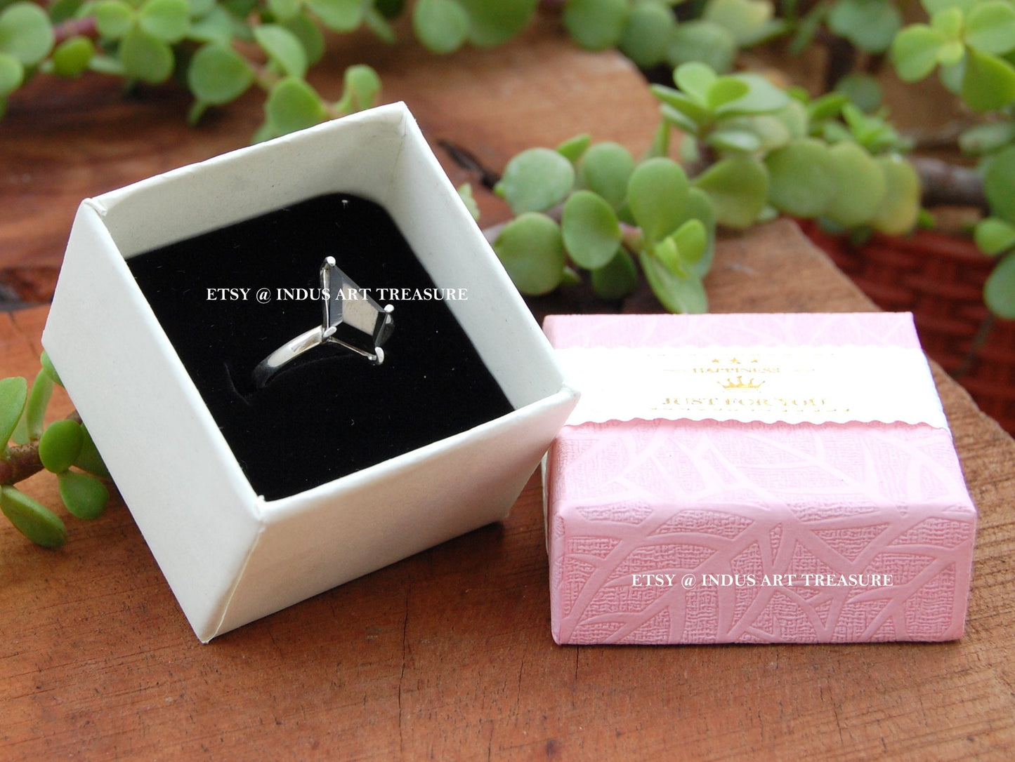 Black Onyx Kite Ring