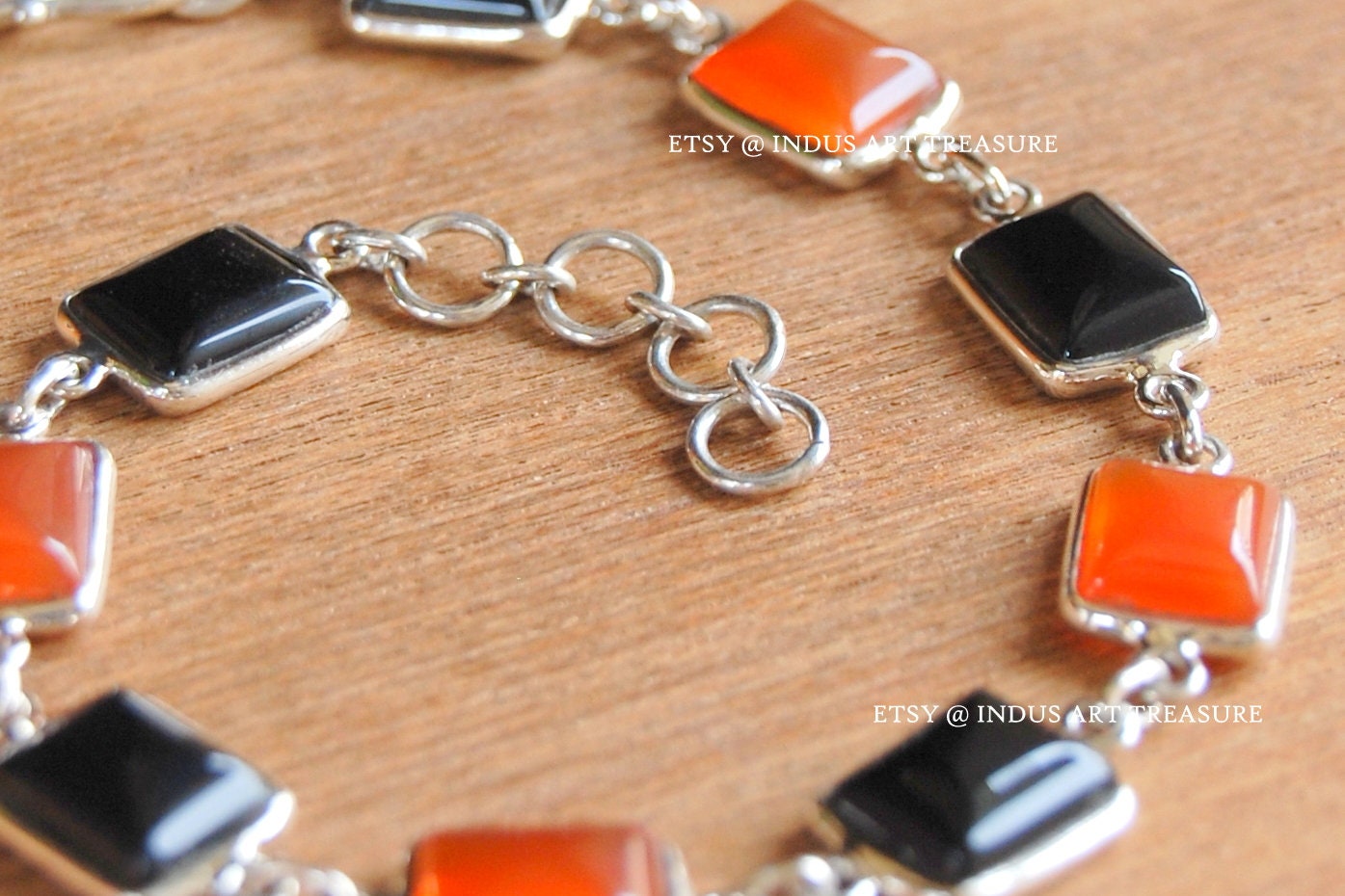 Carnelian & Black Onyx Bracelet