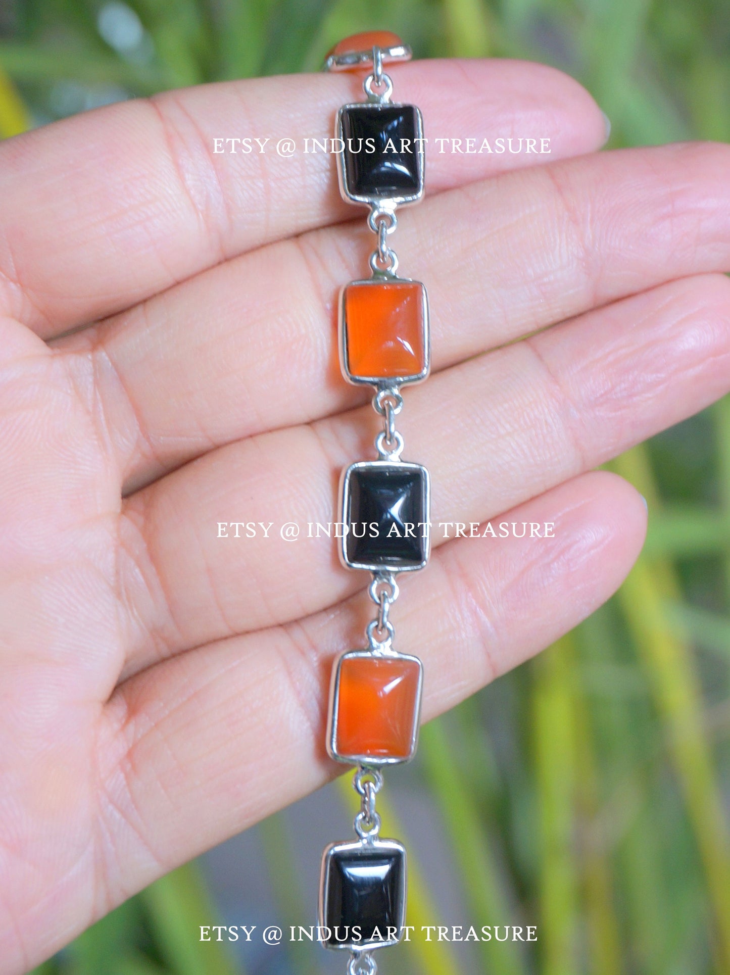 Carnelian & Black Onyx Bracelet
