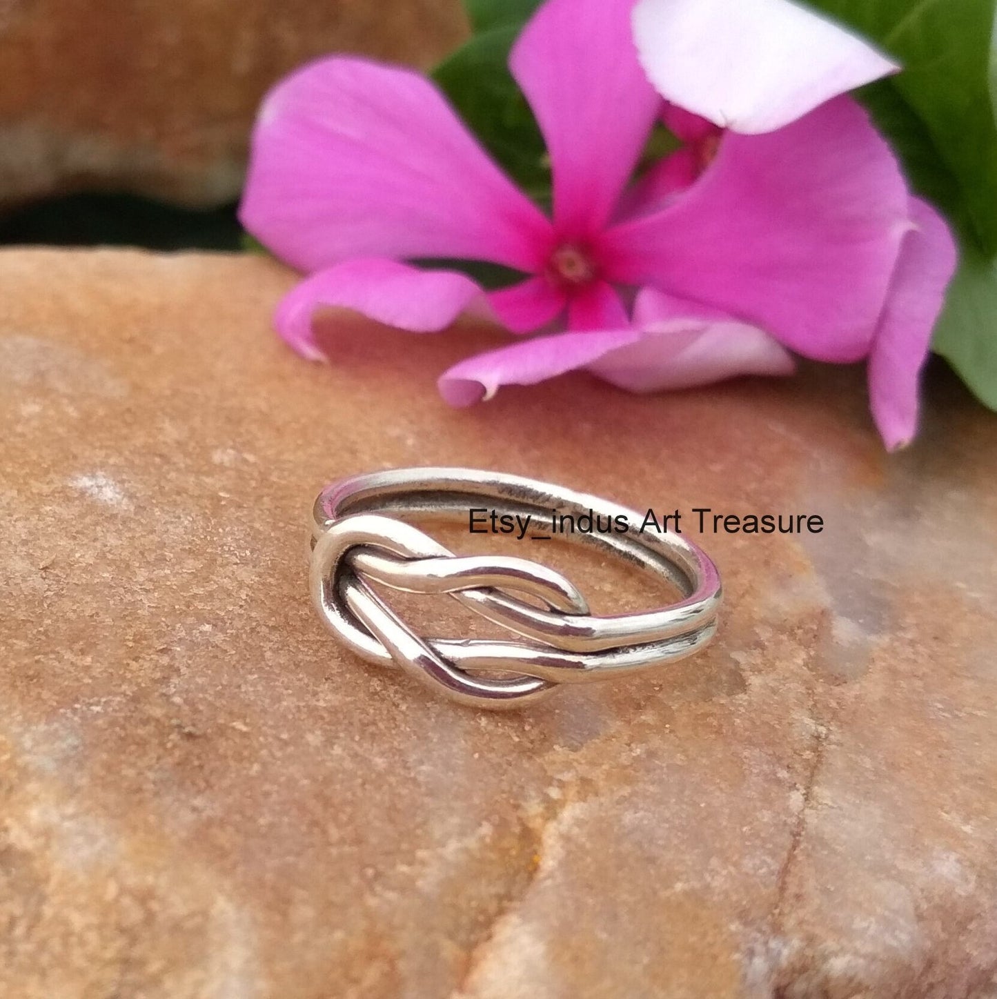 Double Knot Ring