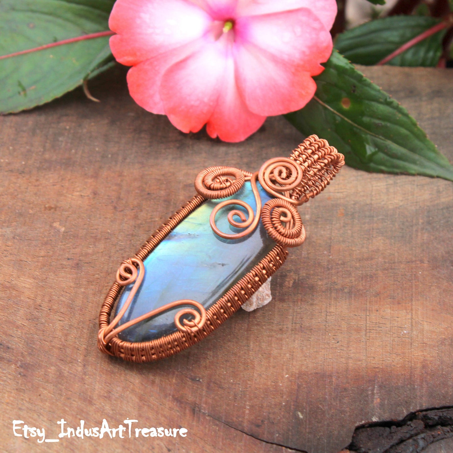 Labradorite Copper Wire Wrap Pendant