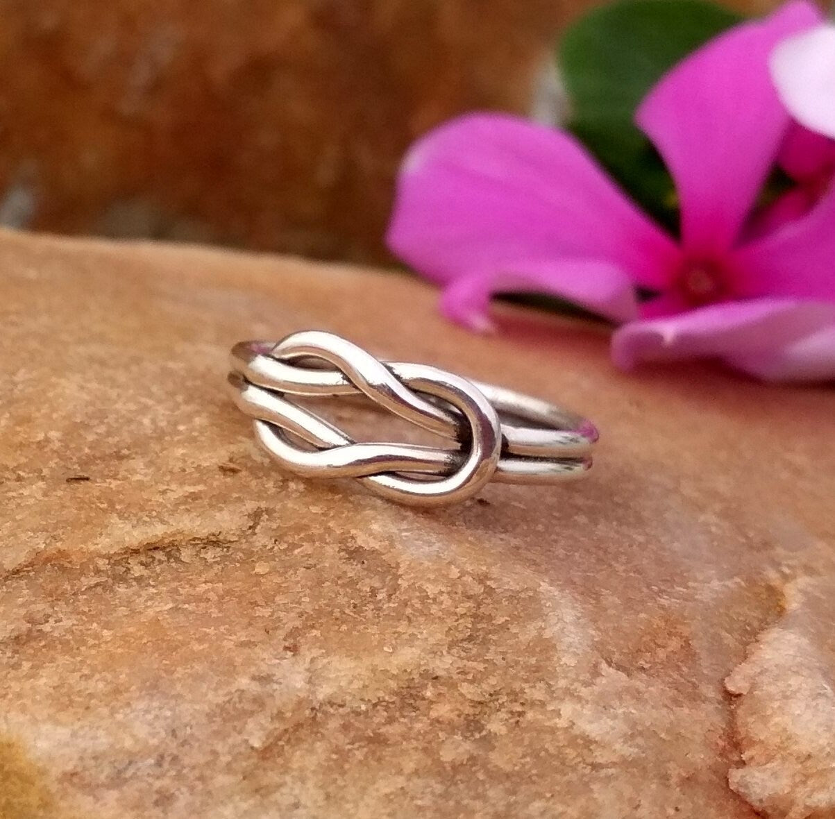Double Knot Ring